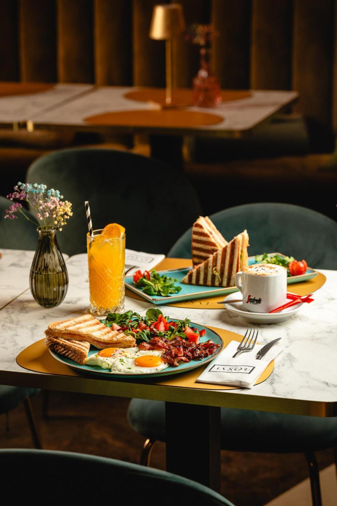 Razglednica Hotel Сплит Екстериор снимка