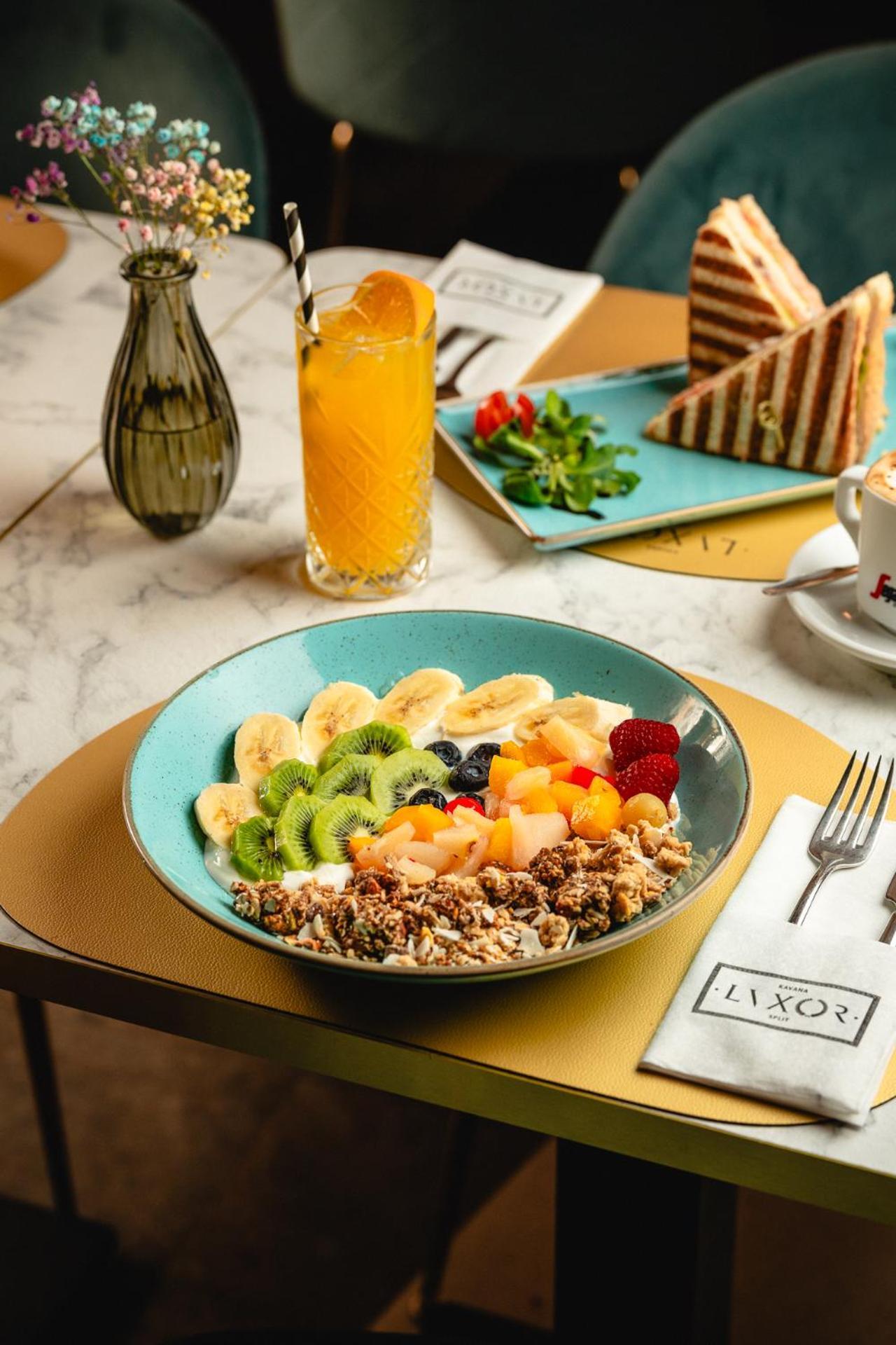 Razglednica Hotel Сплит Екстериор снимка